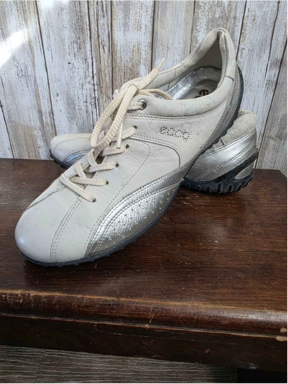 Women's ECCO White Silver Leather Sneakers Size 8.5